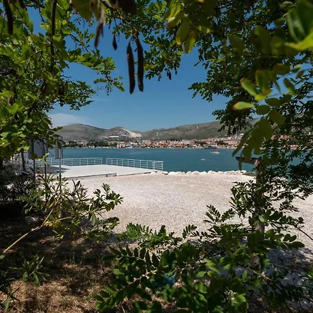 Studio Apartman Duje Trogir Exterior photo